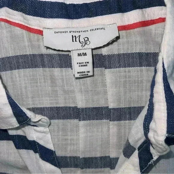 3/4 button down 100% cotton striped shirt size medium - Picture 2 of 4